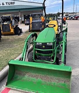 Image of John Deere 1025R equipment image 1