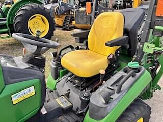 Image of John Deere 1025R equipment image 3