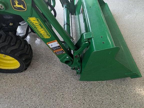 Image of John Deere 1025R equipment image 1