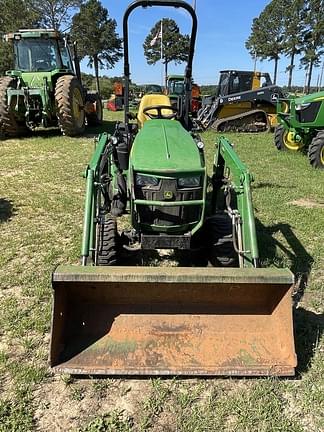 Image of John Deere 1025R equipment image 2