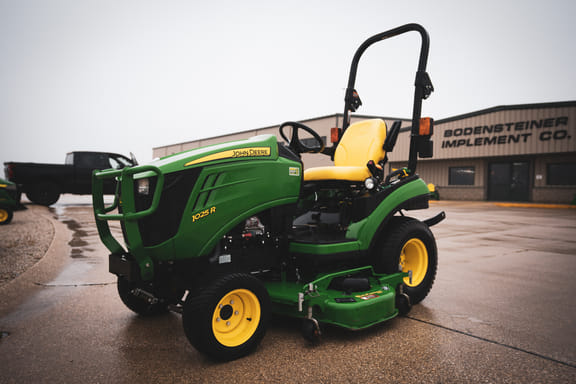 Main image John Deere 1025R