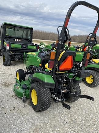 Image of John Deere 1025R equipment image 3