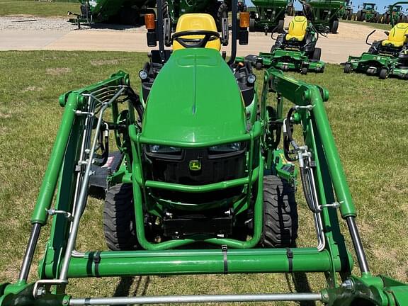 Image of John Deere 1025R equipment image 2