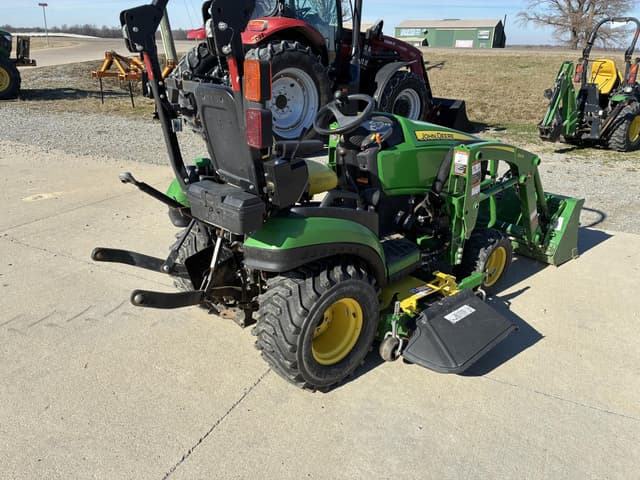 Image of John Deere 1025R equipment image 1