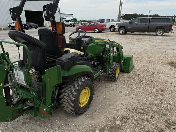 Image of John Deere 1025R equipment image 1