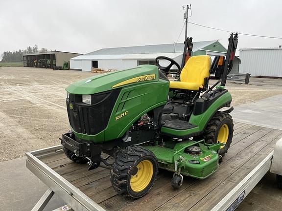 Image of John Deere 1025R equipment image 1