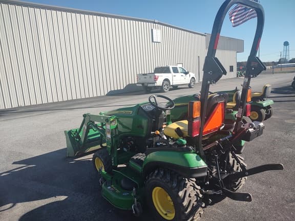Image of John Deere 1025R equipment image 3
