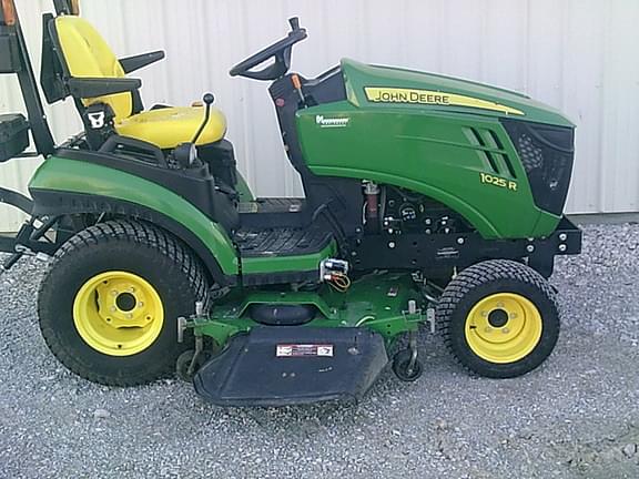 Image of John Deere 1025R equipment image 1