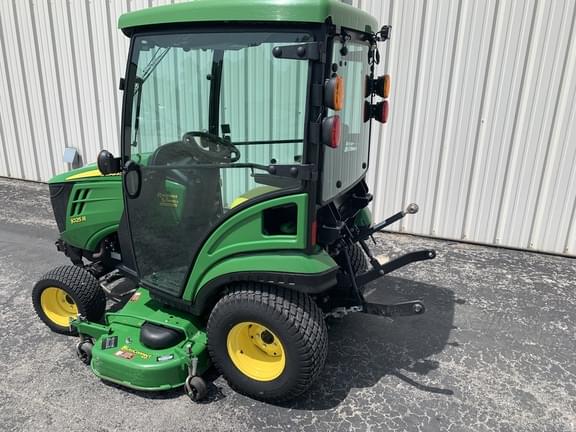 Image of John Deere 1025R equipment image 4