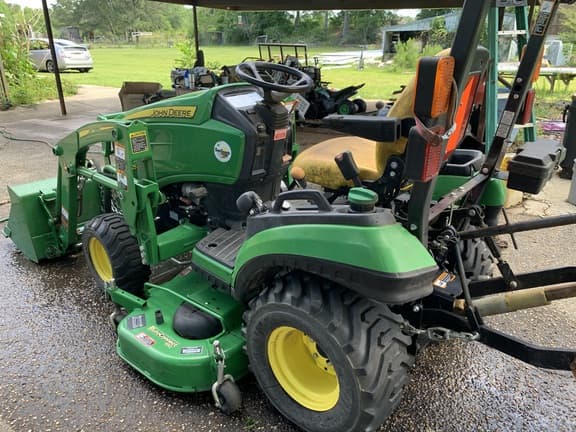 Image of John Deere 1025R equipment image 2
