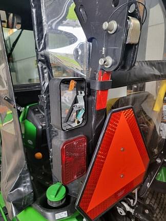 Image of John Deere 1025R equipment image 4