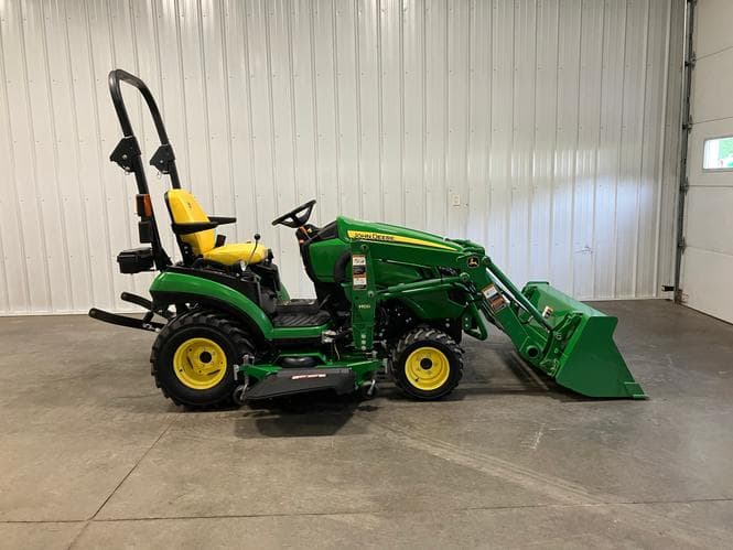 Image of John Deere 1025R Primary Image