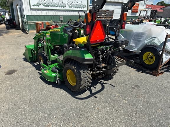 Image of John Deere 1025R equipment image 3