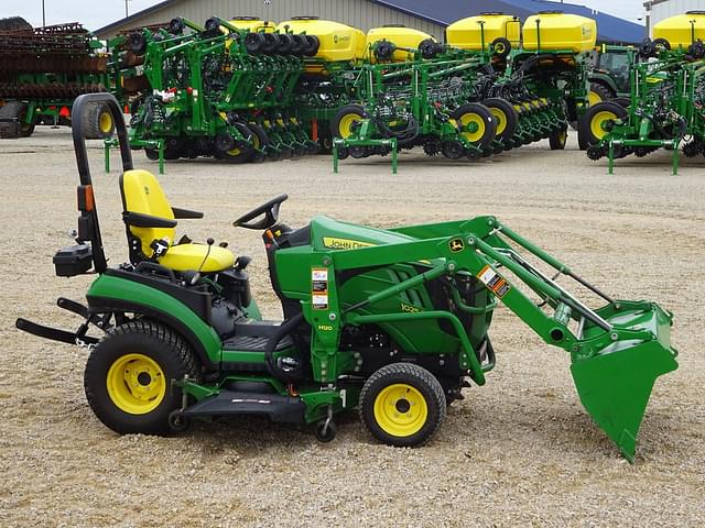 Image of John Deere 1025R equipment image 4