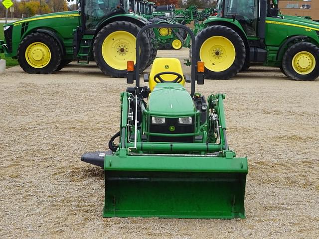 Image of John Deere 1025R equipment image 2