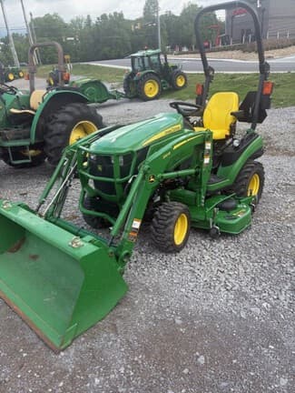 Image of John Deere 1025R equipment image 2