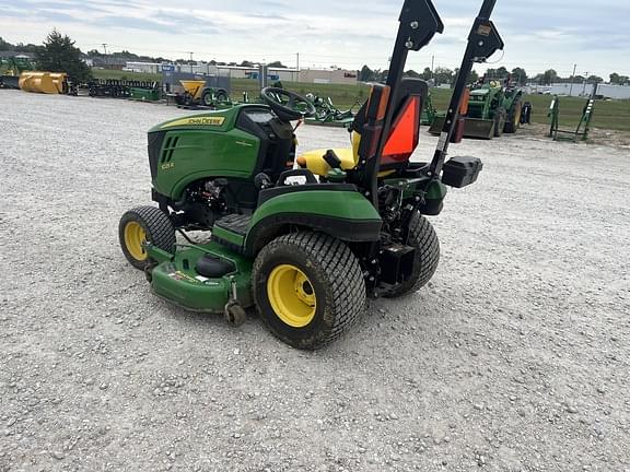 Image of John Deere 1025R equipment image 1