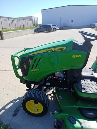 Image of John Deere 1025R equipment image 1