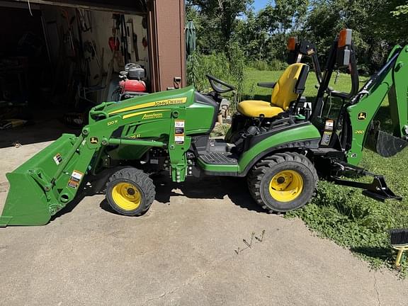 Image of John Deere 1025R equipment image 1
