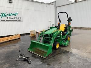 2017 John Deere 1025R Image