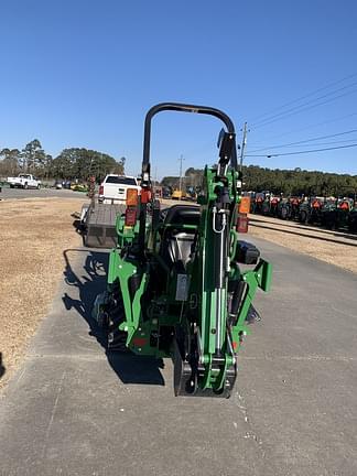 Image of John Deere 1025R equipment image 3