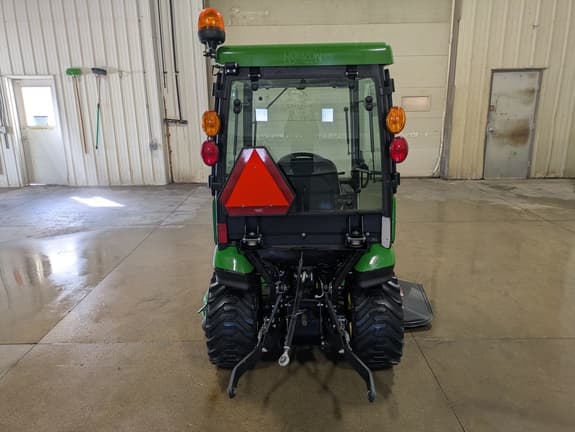 Image of John Deere 1025R equipment image 3