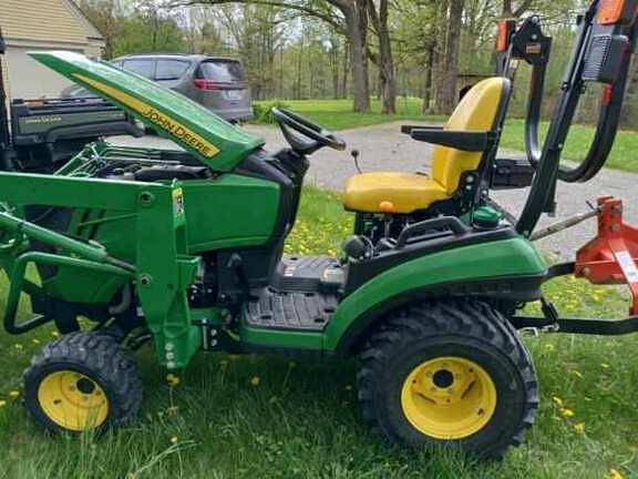 Image of John Deere 1025R equipment image 1