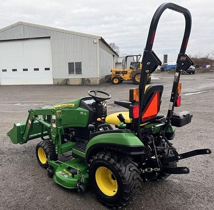 Image of John Deere 1025R equipment image 2