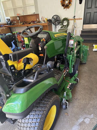 Image of John Deere 1025R equipment image 1