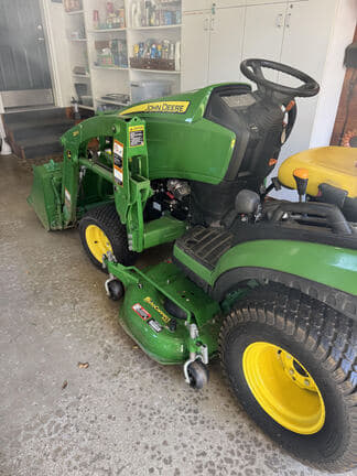 Image of John Deere 1025R equipment image 2