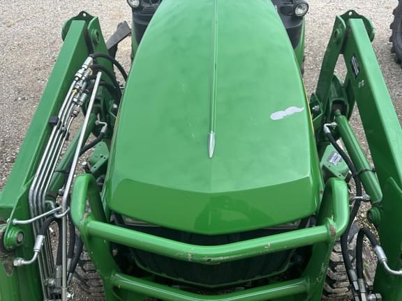 Image of John Deere 1025R equipment image 2