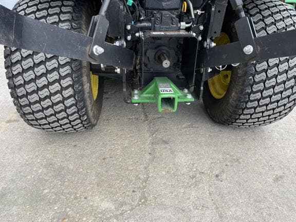 Image of John Deere 1025R equipment image 4