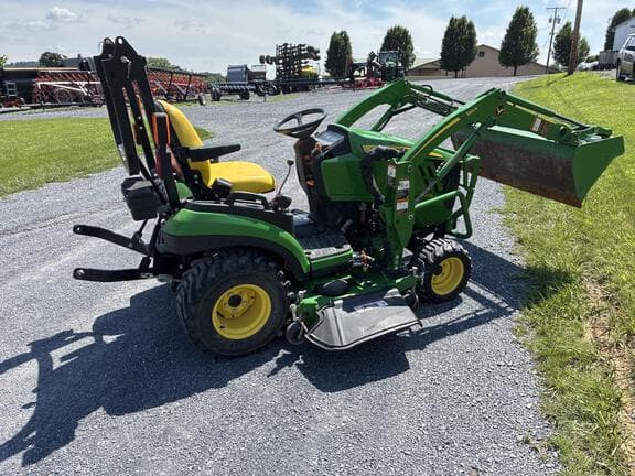 Image of John Deere 1025R equipment image 4