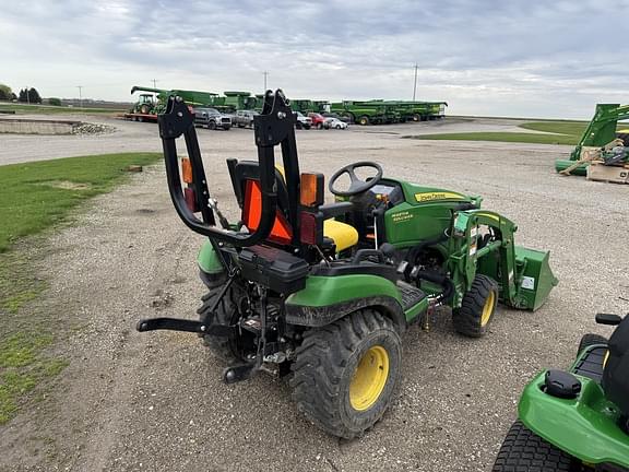 Image of John Deere 1025R equipment image 1