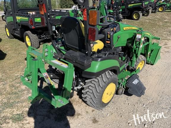 Image of John Deere 1025R equipment image 3