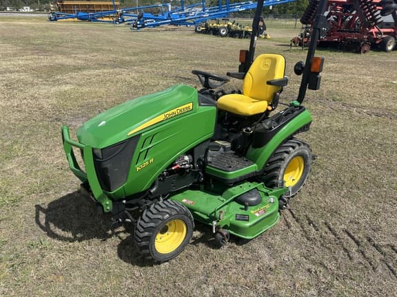 Image of John Deere 1025R equipment image 1