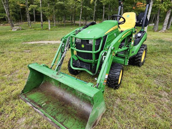 Image of John Deere 1025R equipment image 1