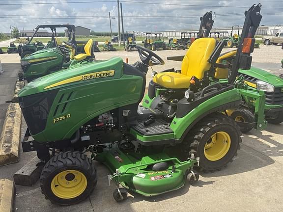 Image of John Deere 1025R equipment image 1