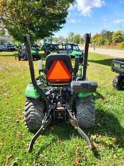 Image of John Deere 1025R equipment image 4