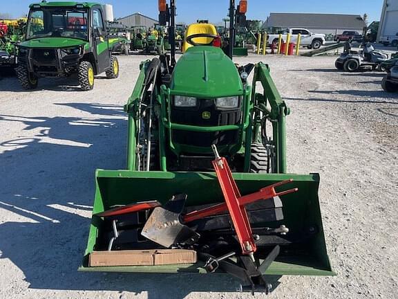 Image of John Deere 1025R equipment image 2