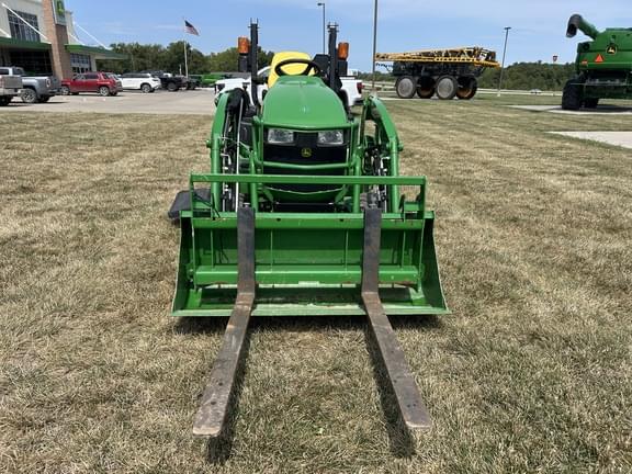 Image of John Deere 1025R equipment image 2