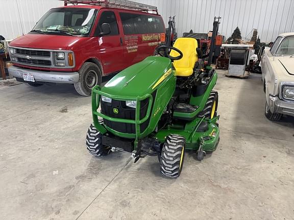 Image of John Deere 1025R equipment image 2