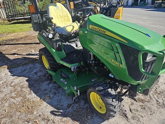 Image of John Deere 1025R Image 1