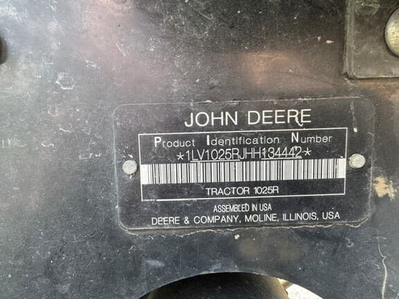 Image of John Deere 1025R equipment image 4