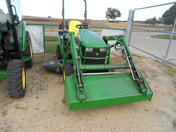 Image of John Deere 1025R equipment image 1