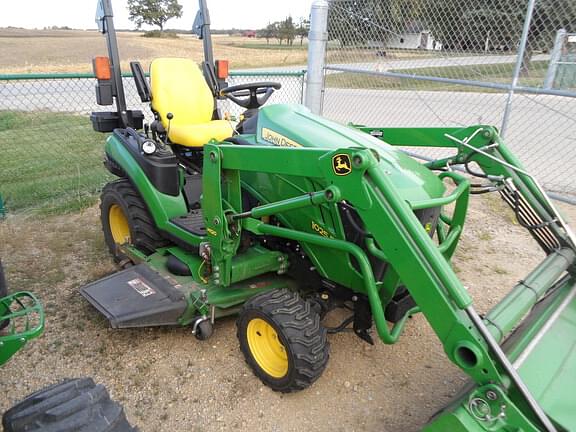 Image of John Deere 1025R Primary image