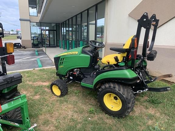 Image of John Deere 1025R equipment image 1