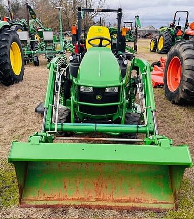 Image of John Deere 1025R equipment image 1