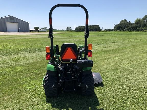 Image of John Deere 1025R equipment image 2