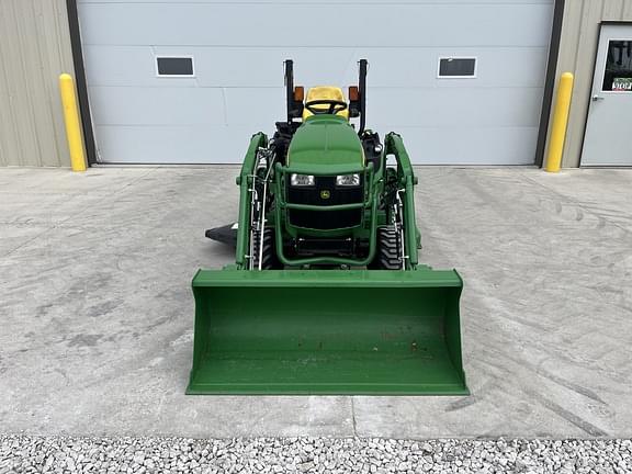 Image of John Deere 1025R equipment image 4